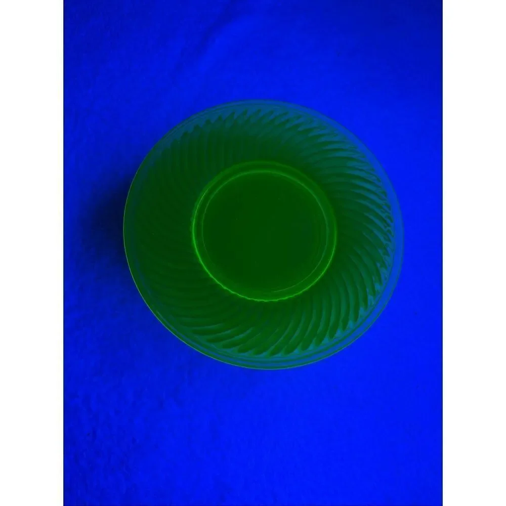 Vintage Uranium Glass Plates 6” Spiral/Swirl Pattern - Set Of 10